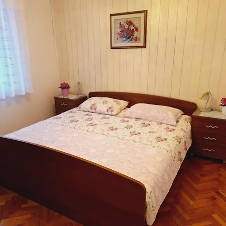 Apartma Ferjan *