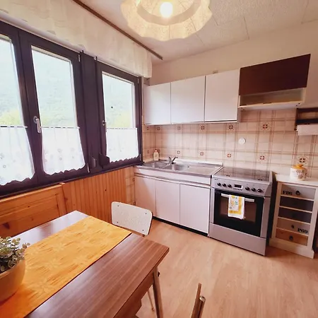 Apartma Ferjan شقة