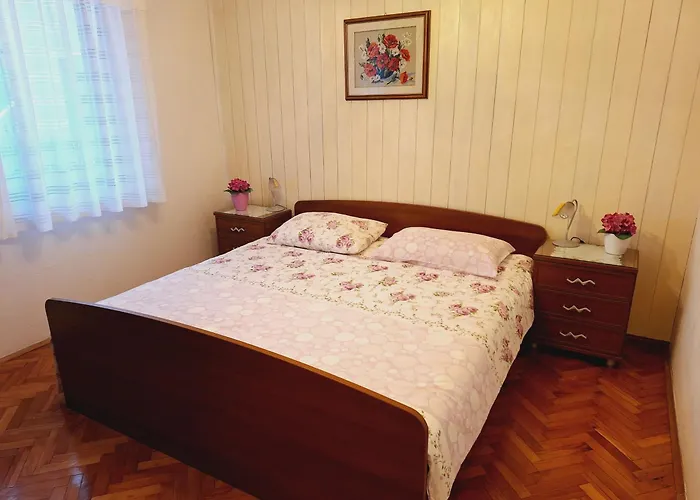 Apartma Ferjan *